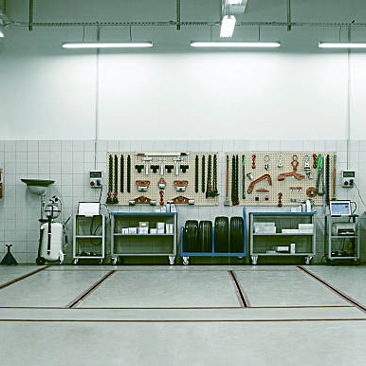 Dealer And Service Center Workshops